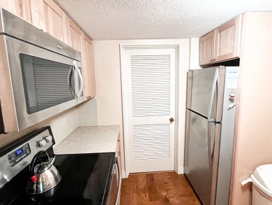 Lake House Plantation Club 526 - 2 bedroom condo with golf course views!, , on Atlantic Ocean - Hilton Head Island in South Carolina - Lakehouse Vacation Rental - Lake Home for rent on LakeHouseVacations.com