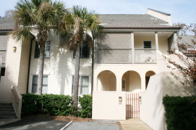 Lake House 196 Colonnade Club - 3 Bedroom -Easy Walk to Beach with Pool on Site, , on Atlantic Ocean - Hilton Head Island in South Carolina - Lakehouse Vacation Rental - Lake Home for rent on LakeHouseVacations.com