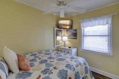 Lake House 120 Breakers cozy 1 bedroom, 1 bath Breakers villa, , on Atlantic Ocean - Hilton Head Island in South Carolina - Lakehouse Vacation Rental - Lake Home for rent on LakeHouseVacations.com