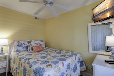 Lake House 120 Breakers cozy 1 bedroom, 1 bath Breakers villa, , on Atlantic Ocean - Hilton Head Island in South Carolina - Lakehouse Vacation Rental - Lake Home for rent on LakeHouseVacations.com