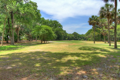 Lake House 143 Greens - Quick walk to pool, tennis and beach., , on Atlantic Ocean - Hilton Head Island in South Carolina - Lakehouse Vacation Rental - Lake Home for rent on LakeHouseVacations.com