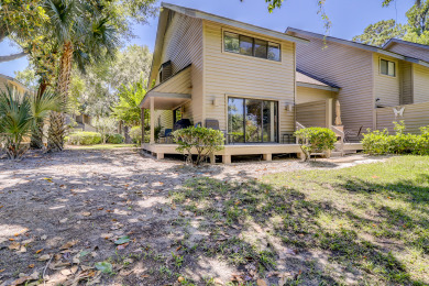Lake House 143 Greens - Quick walk to pool, tennis and beach., , on Atlantic Ocean - Hilton Head Island in South Carolina - Lakehouse Vacation Rental - Lake Home for rent on LakeHouseVacations.com