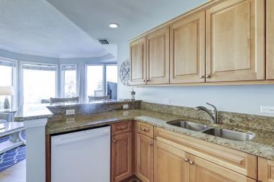 Lake House 1305 SeaCrest -3rd Floor OCEANVIEW, , on Atlantic Ocean - Hilton Head Island in South Carolina - Lakehouse Vacation Rental - Lake Home for rent on LakeHouseVacations.com