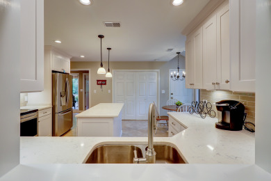 Lake House 4 Hollyberry - Dog Friendly. Great Community Amenities, , on Atlantic Ocean - Hilton Head Island in South Carolina - Lakehouse Vacation Rental - Lake Home for rent on LakeHouseVacations.com