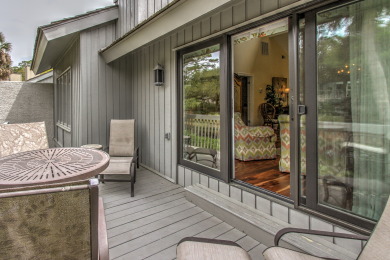 Lake House 6 Turtle Ln- Lagoon View & Fully Renovated! Steps to the Ocean & Beach Club, , on Atlantic Ocean - Hilton Head Island in South Carolina - Lakehouse Vacation Rental - Lake Home for rent on LakeHouseVacations.com