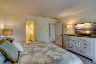 Lake House 1421 South Beach Villa is a beachy 4 bedroom, 3 bath townhome, , on Atlantic Ocean - Hilton Head Island in South Carolina - Lakehouse Vacation Rental - Lake Home for rent on LakeHouseVacations.com