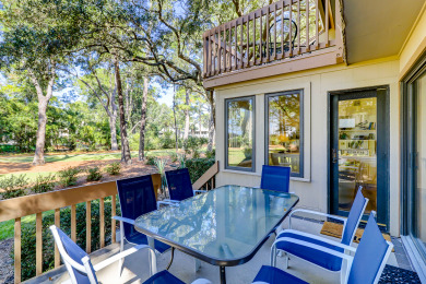 Lake House 1421 South Beach Villa is a beachy 4 bedroom, 3 bath townhome, , on Atlantic Ocean - Hilton Head Island in South Carolina - Lakehouse Vacation Rental - Lake Home for rent on LakeHouseVacations.com