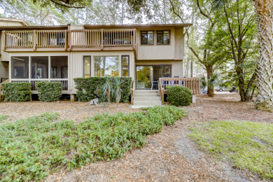 Lake House 1421 South Beach Villa is a beachy 4 bedroom, 3 bath townhome, , on Atlantic Ocean - Hilton Head Island in South Carolina - Lakehouse Vacation Rental - Lake Home for rent on LakeHouseVacations.com