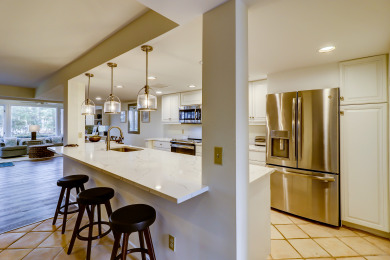 Lake House 1421 South Beach Villa is a beachy 4 bedroom, 3 bath townhome, , on Atlantic Ocean - Hilton Head Island in South Carolina - Lakehouse Vacation Rental - Lake Home for rent on LakeHouseVacations.com