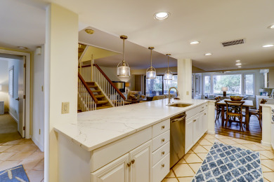 Lake House 1421 South Beach Villa is a beachy 4 bedroom, 3 bath townhome, , on Atlantic Ocean - Hilton Head Island in South Carolina - Lakehouse Vacation Rental - Lake Home for rent on LakeHouseVacations.com