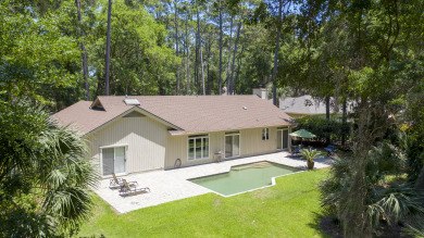 Lake House 71 Gloucester-30 ft x 19 ft Pool & Golf Views. Ride your bike to the Beach, , on Atlantic Ocean - Hilton Head Island in South Carolina - Lakehouse Vacation Rental - Lake Home for rent on LakeHouseVacations.com