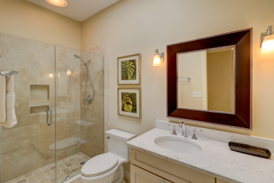Lake House 71 Gloucester-30 ft x 19 ft Pool & Golf Views. Ride your bike to the Beach, , on Atlantic Ocean - Hilton Head Island in South Carolina - Lakehouse Vacation Rental - Lake Home for rent on LakeHouseVacations.com