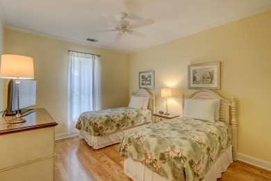 Lake House 71 Gloucester-30 ft x 19 ft Pool & Golf Views. Ride your bike to the Beach, , on Atlantic Ocean - Hilton Head Island in South Carolina - Lakehouse Vacation Rental - Lake Home for rent on LakeHouseVacations.com