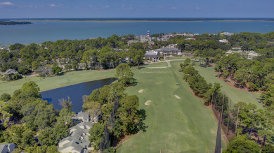 Lake House 181 Twin Oaks -Overlooks the 10th fairway of the Harbour Town Golf Course, , on Atlantic Ocean - Hilton Head Island in South Carolina - Lakehouse Vacation Rental - Lake Home for rent on LakeHouseVacations.com
