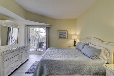 Lake House 211 Barrington Court - Oceanfront & Pet Friendly, , on Atlantic Ocean - Hilton Head Island in South Carolina - Lakehouse Vacation Rental - Lake Home for rent on LakeHouseVacations.com