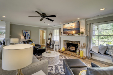 Lake House 163 N. Sea Pines Dr- .8 miles to the beach, 4 minutes by bike or 15 min walk., , on Atlantic Ocean - Hilton Head Island in South Carolina - Lakehouse Vacation Rental - Lake Home for rent on LakeHouseVacations.com
