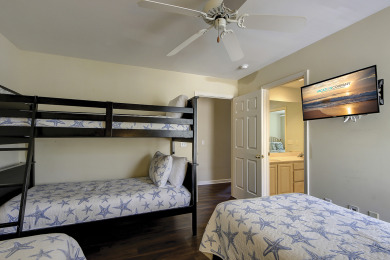 Lake House 35 Bradley Beach-Bring Fido! 5 minute walk to Beach, 2 Min Drive to Dog Park., , on Atlantic Ocean - Hilton Head Island in South Carolina - Lakehouse Vacation Rental - Lake Home for rent on LakeHouseVacations.com