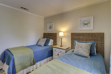 Lake House 15 Pelican - 7th Row (180 yards3 minute walk) to the Ocean , , on Atlantic Ocean - Hilton Head Island in South Carolina - Lakehouse Vacation Rental - Lake Home for rent on LakeHouseVacations.com
