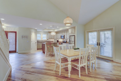 Lake House 233 Beachside Home- Large 4 Bedroom Homes with Heated Community Pool, , on Atlantic Ocean - Hilton Head Island in South Carolina - Lakehouse Vacation Rental - Lake Home for rent on LakeHouseVacations.com