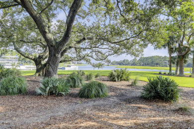 Lake House 6 Portside- HEATED Community Pool. Fantastic views of South Beach Marina, , on Atlantic Ocean - Hilton Head Island in South Carolina - Lakehouse Vacation Rental - Lake Home for rent on LakeHouseVacations.com