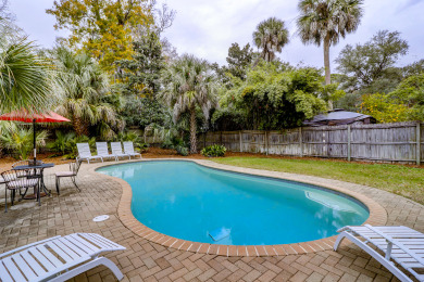 Lake House 14 Myrtle Lane - Private Heated Pool, 7 minute walk to the beach, , on Atlantic Ocean - Hilton Head Island in South Carolina - Lakehouse Vacation Rental - Lake Home for rent on LakeHouseVacations.com