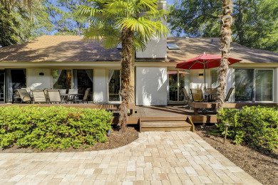 Lake House 67 Mooring Buoy- Pet Friendly & and only a Quick 3-Minute Walk to the Beach, , on Atlantic Ocean - Hilton Head Island in South Carolina - Lakehouse Vacation Rental - Lake Home for rent on LakeHouseVacations.com