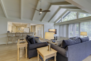 Lake House 15 Ibis St - Enjoy a sneak peek of the Atlantic Ocean with open floor plan., , on Atlantic Ocean - Hilton Head Island in South Carolina - Lakehouse Vacation Rental - Lake Home for rent on LakeHouseVacations.com