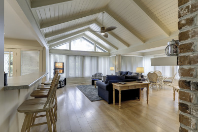 Lake House 15 Ibis St - Enjoy a sneak peek of the Atlantic Ocean with open floor plan., , on Atlantic Ocean - Hilton Head Island in South Carolina - Lakehouse Vacation Rental - Lake Home for rent on LakeHouseVacations.com