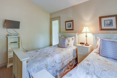 Lake House 77 Plantation Dr - Walk to Harbour Town or Bike ride to Beach., , on Atlantic Ocean - Hilton Head Island in South Carolina - Lakehouse Vacation Rental - Lake Home for rent on LakeHouseVacations.com