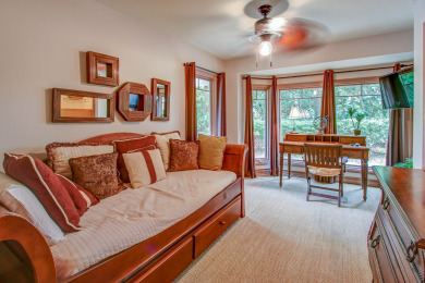 Lake House 77 Plantation Dr - Walk to Harbour Town or Bike ride to Beach., , on Atlantic Ocean - Hilton Head Island in South Carolina - Lakehouse Vacation Rental - Lake Home for rent on LakeHouseVacations.com