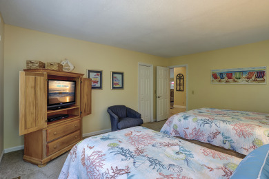 Lake House 6 Dinghy-Dog-Friendly, 2nd Row (25 yards) Ocean w Private Pool. 