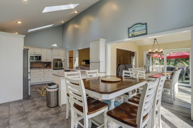 Lake House 6 Dinghy-Dog-Friendly, 2nd Row (25 yards) Ocean w Private Pool. 