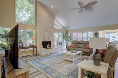 Lake House 6 Dinghy-Dog-Friendly, 2nd Row (25 yards) Ocean w Private Pool. 