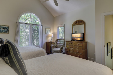 Lake House 34 Mooring Buoy-Dog Friendly,4-minute walk to the Beach, Private Pool , , on Atlantic Ocean - Hilton Head Island in South Carolina - Lakehouse Vacation Rental - Lake Home for rent on LakeHouseVacations.com