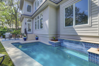 Lake House 3 Cottage Ct - 2 Min. Bike Ride or 9 Min. Walk to the beach. Private Pool, , on Atlantic Ocean - Hilton Head Island in South Carolina - Lakehouse Vacation Rental - Lake Home for rent on LakeHouseVacations.com