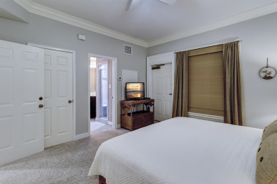 Lake House PENTHOUSE 5 at SeaCrest - Oceanfront 4 Bedrooms & Beautiful!, , on Atlantic Ocean - Hilton Head Island in South Carolina - Lakehouse Vacation Rental - Lake Home for rent on LakeHouseVacations.com