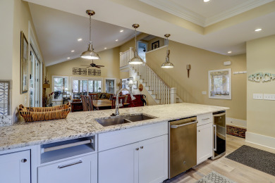 Lake House 231 Beachside Homes-3 min walk to the beach (352 yards) or South Beach Marina, , on Atlantic Ocean - Hilton Head Island in South Carolina - Lakehouse Vacation Rental - Lake Home for rent on LakeHouseVacations.com