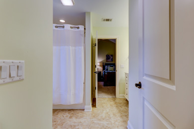 Lake House 2 Quail-Bring Fido to the Beach, 5th row(35 yards)ocean, Elevator, Pool & Spa, , on Atlantic Ocean - Hilton Head Island in South Carolina - Lakehouse Vacation Rental - Lake Home for rent on LakeHouseVacations.com