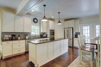 Lake House 27 Pelican-Private Pool & 3rd Row (270 feet or 1 minute walk) to the Ocean , , on Atlantic Ocean - Hilton Head Island in South Carolina - Lakehouse Vacation Rental - Lake Home for rent on LakeHouseVacations.com