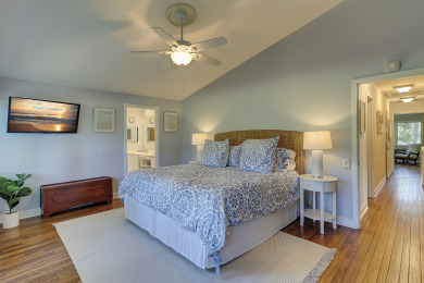 Lake House 34 W. Beach Lagoon-Dog-Friendly,2nd row (60 yards) ocean, Large Pool & Spa, , on Atlantic Ocean - Hilton Head Island in South Carolina - Lakehouse Vacation Rental - Lake Home for rent on LakeHouseVacations.com