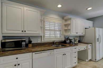 Lake House 20 Canvasback Beautiful Compound w Pool, 4th row (3 min walk) to the Ocean, , on Atlantic Ocean - Hilton Head Island in South Carolina - Lakehouse Vacation Rental - Lake Home for rent on LakeHouseVacations.com