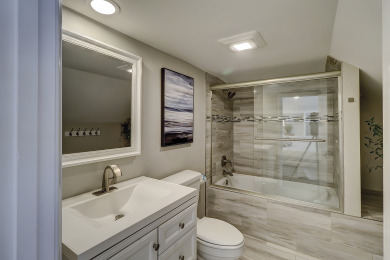 Lake House 7 Black Duck- Oceanfront, 9 Bedrooms, Large 30 ft x 18.ft Private Pool & Spa., , on Atlantic Ocean - Hilton Head Island in South Carolina - Lakehouse Vacation Rental - Lake Home for rent on LakeHouseVacations.com