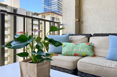Lake House Renovated Waikiki Studio! City View, Full Kitchen, Free Wi-Fi & Parking, Pool, , on Oahu - Honolulu in Hawaii - Lakehouse Vacation Rental - Lake Home for rent on LakeHouseVacations.com