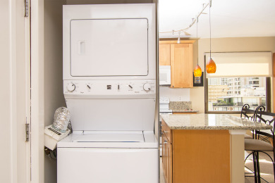 Lake House Bright Corner Condo wAC, WD, DW, Parking, Wi-Fi! Sleeps 4. 30-Night Min, , on Oahu - Honolulu in Hawaii - Lakehouse Vacation Rental - Lake Home for rent on LakeHouseVacations.com