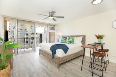 Lake House Renovated Waikiki Studio, Full Kitchen, Free Parking, 4 Blocks to Beach!, , on Oahu - Honolulu in Hawaii - Lakehouse Vacation Rental - Lake Home for rent on LakeHouseVacations.com