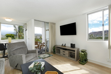 Lake House Diamond Head View Renovated Corner Unit, AC, WD, Wi-Fi, Parking!, , on Oahu - Honolulu in Hawaii - Lakehouse Vacation Rental - Lake Home for rent on LakeHouseVacations.com
