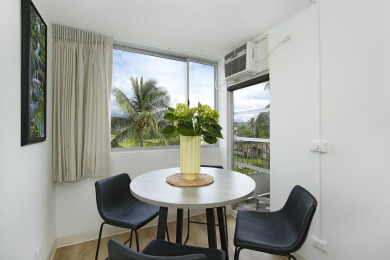 Lake House Diamond Head View Renovated Corner Unit, AC, WD, Wi-Fi, Parking!, , on Oahu - Honolulu in Hawaii - Lakehouse Vacation Rental - Lake Home for rent on LakeHouseVacations.com