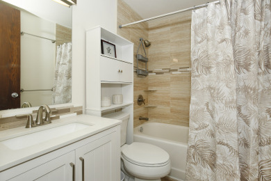 Lake House Diamond Head View Renovated Corner Unit, AC, WD, Wi-Fi, Parking!, , on Oahu - Honolulu in Hawaii - Lakehouse Vacation Rental - Lake Home for rent on LakeHouseVacations.com