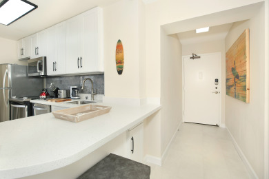 Lake House HIGH Floor wCanal, Mtn and Partial Ocean Views! AC, WD, WiFi, Pool,Parking!, , on Oahu - Honolulu in Hawaii - Lakehouse Vacation Rental - Lake Home for rent on LakeHouseVacations.com