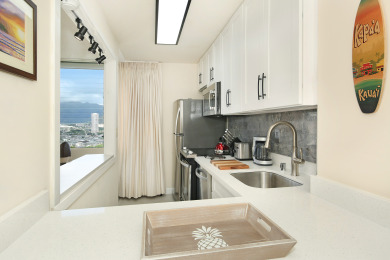 Lake House HIGH Floor wCanal, Mtn and Partial Ocean Views! AC, WD, WiFi, Pool,Parking!, , on Oahu - Honolulu in Hawaii - Lakehouse Vacation Rental - Lake Home for rent on LakeHouseVacations.com